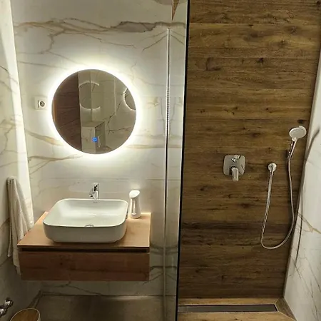 Oliane & Oda ve Kahvaltı *