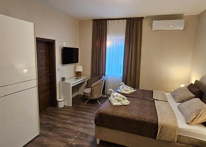 Oliane & Bed & Breakfast *